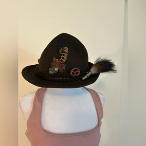OCTOBERFEST Hat with Feather Details Enamel Pins Switzerland Olive Green